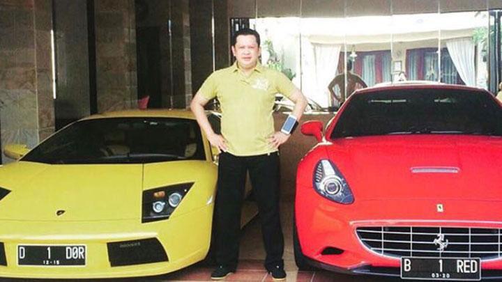 Bagaimana Seandainya Pemilik Ferrari B 1 RED Investasi di Saham?